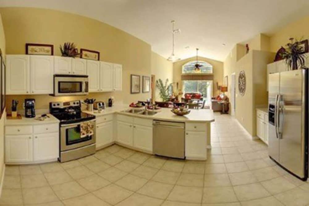 Фото Awesome Villa