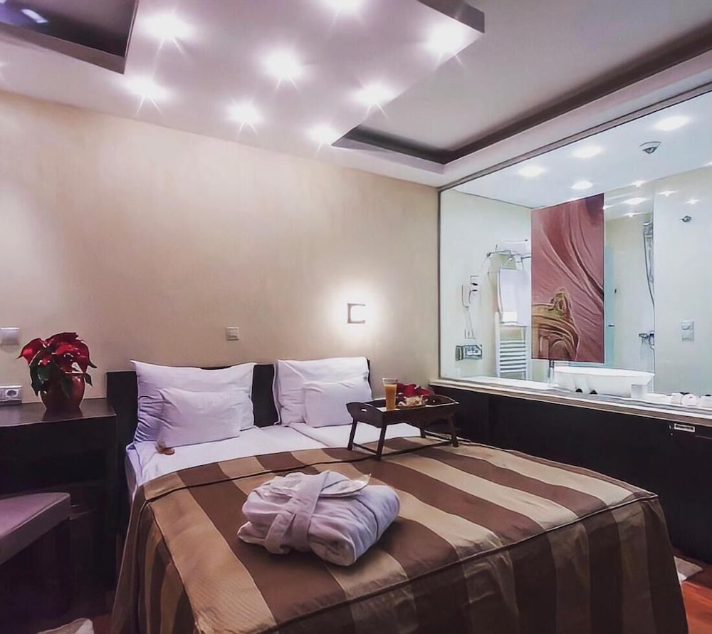 Фото City Boutique Hotel