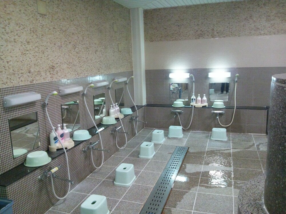 Фото Tokyo Business Hotel