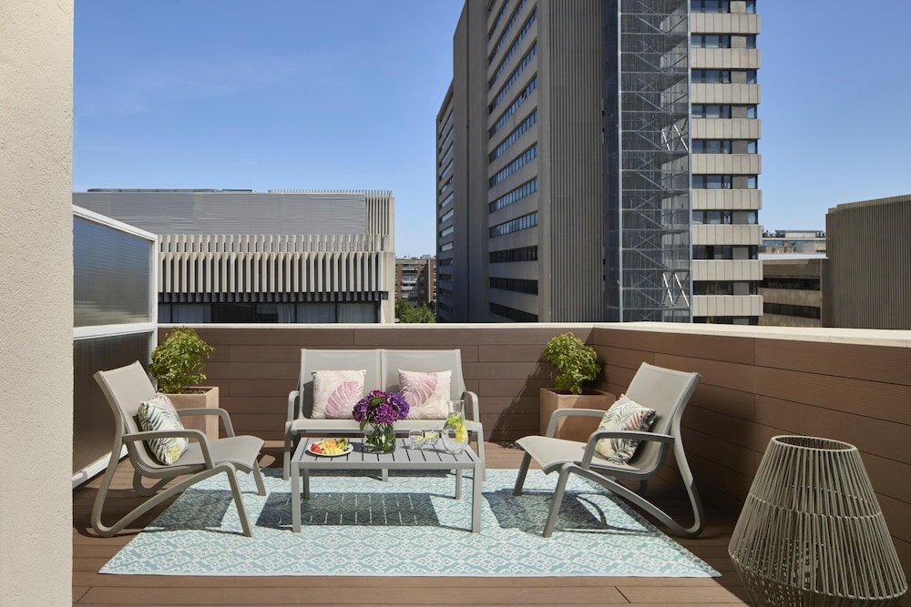 Фото Nh Madrid Balboa