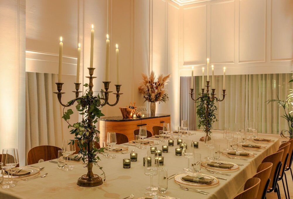 Фото Virgin Hotels Edinburgh