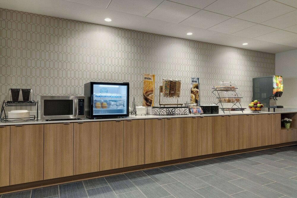 Фото Microtel Inn & Suites by Wyndham Gambrills