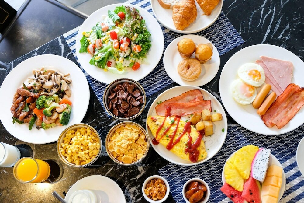 Фото Ramada by Wyndham Bangkok Sukhumvit 87