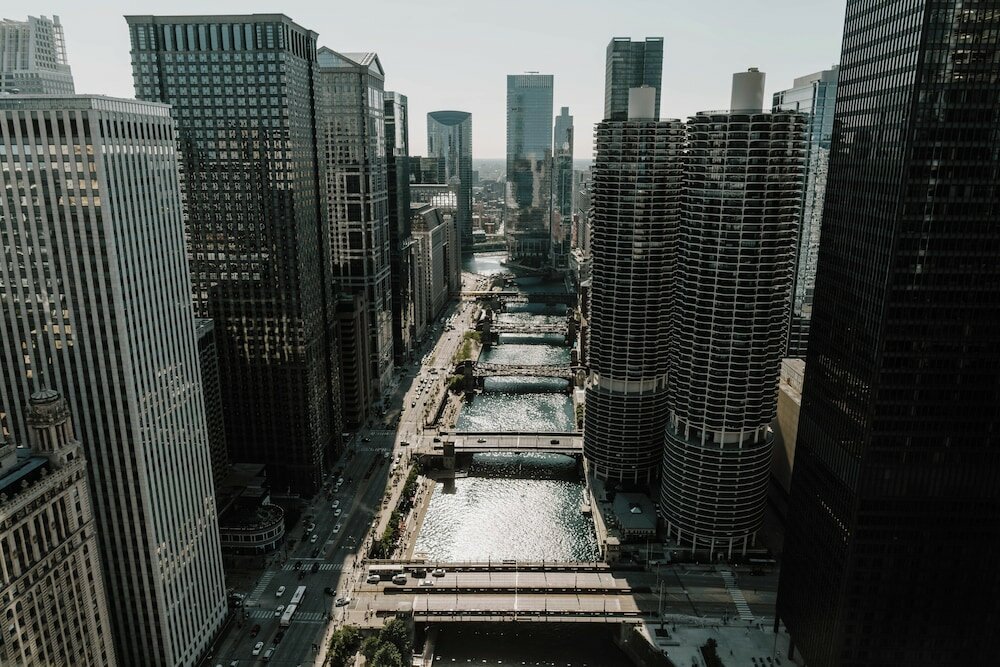 Фото Club Quarters Hotel, Wacker at Michigan, Chicago