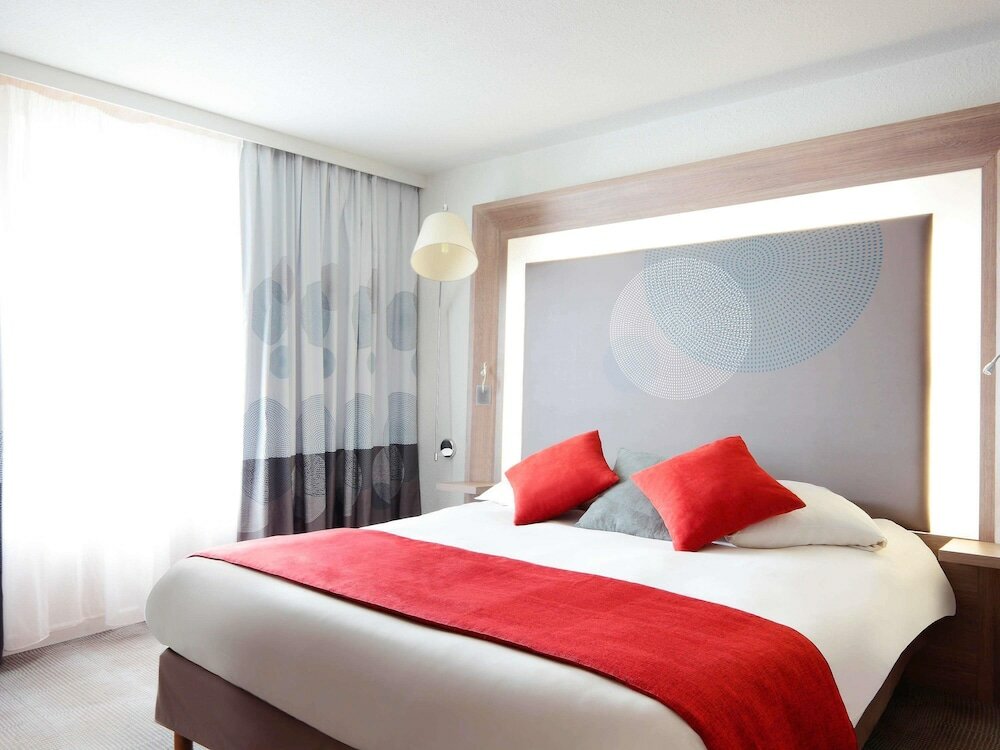 Фото Novotel Narbonne Sud