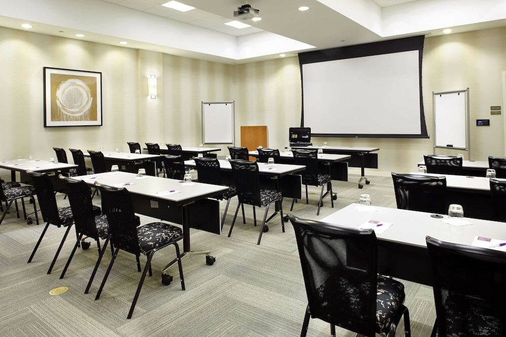 Фото Hyatt Place Miami Airport-East