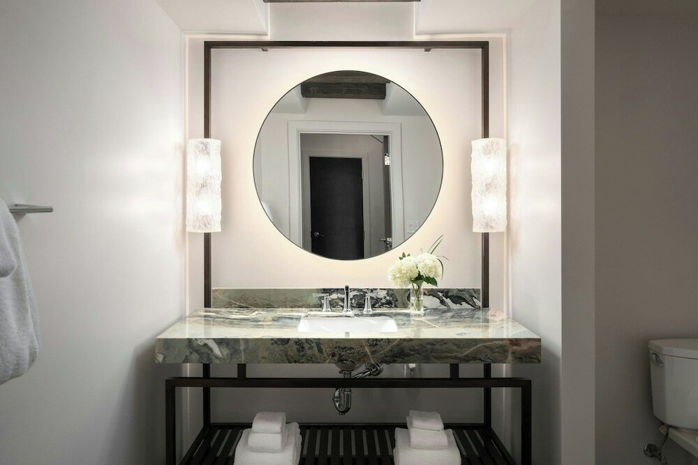 Фото Grand Bohemian Lodge Greenville Autograph Collection