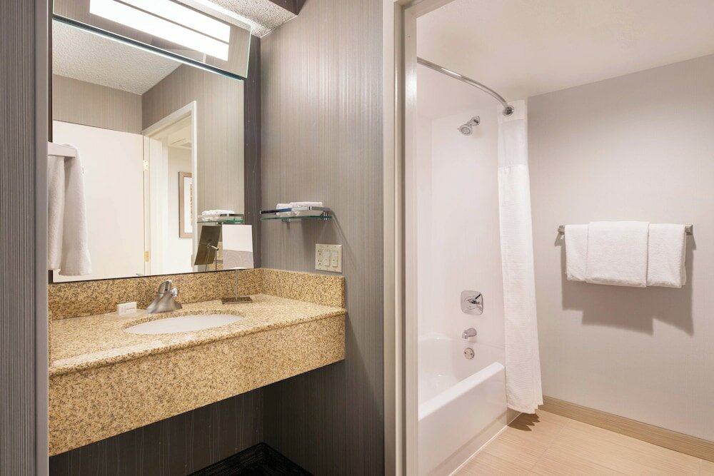 Фото Courtyard by Marriott Milpitas Silicon Valley
