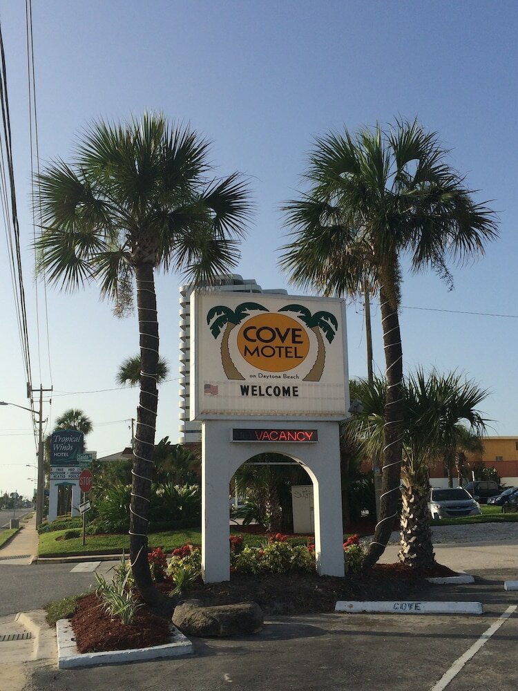 Фото Cove Motel Oceanfront