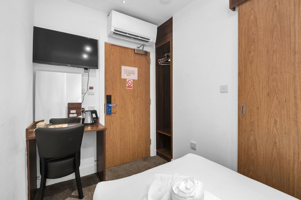 Фото Signature London