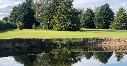 Гостиница Newent Golf Club & Lodges в Графстве Глостершир