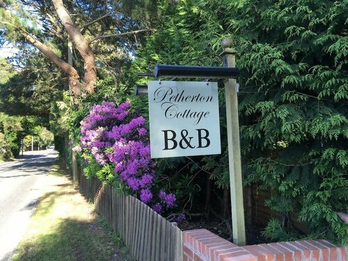 Гостиница Petherton Cottage в Рингвуде