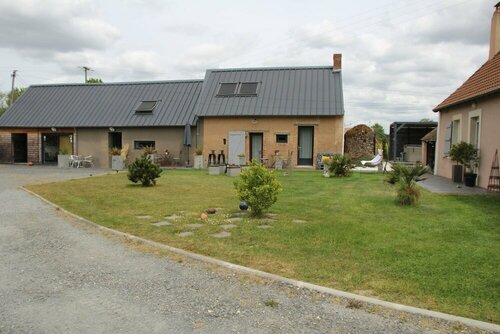 Гостиница La Catiniere в Ле-Мане