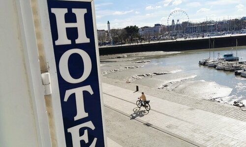 Гостиница Hotel La Marine в Ла-Рошеле