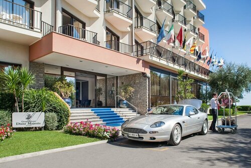 Гостиница Grand Hotel Diana Majestic в Диано-Марине