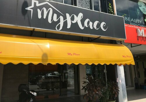 Гостиница My Place Hotel & Lodge в Кучинге