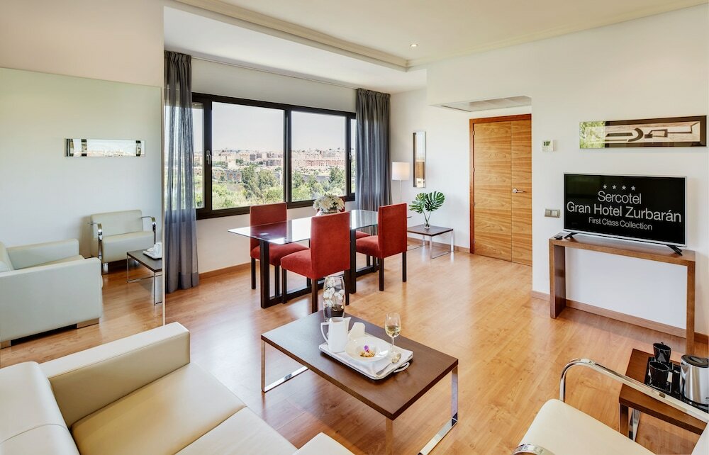 Фото Sercotel Gran Hotel Zurbarán