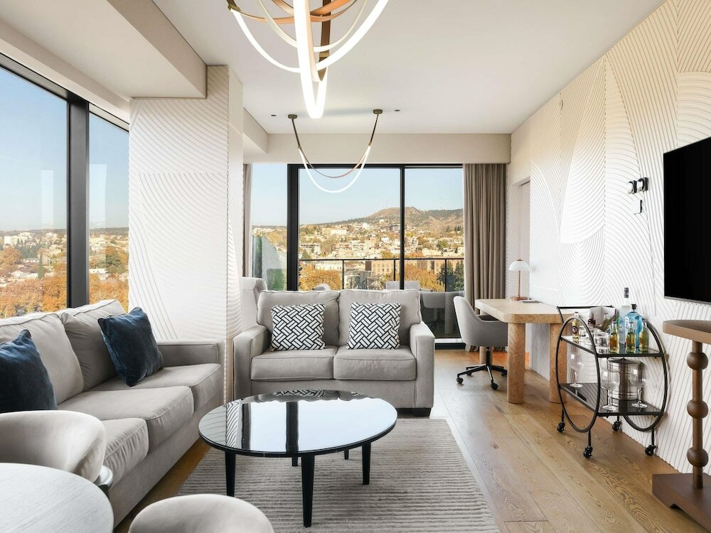 Фото Swissôtel Tbilisi