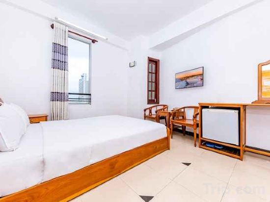 Фото Minh Cat Hotel
