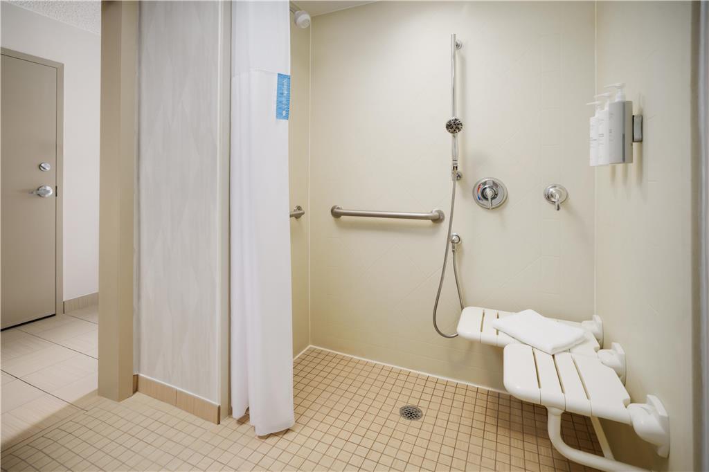 Фото Hampton Inn by Hilton Chicago-Midway Airport