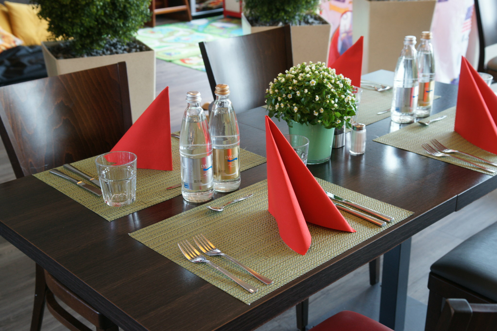 Фото Holiday Inn Express Zurich Airport, an Ihg Hotel