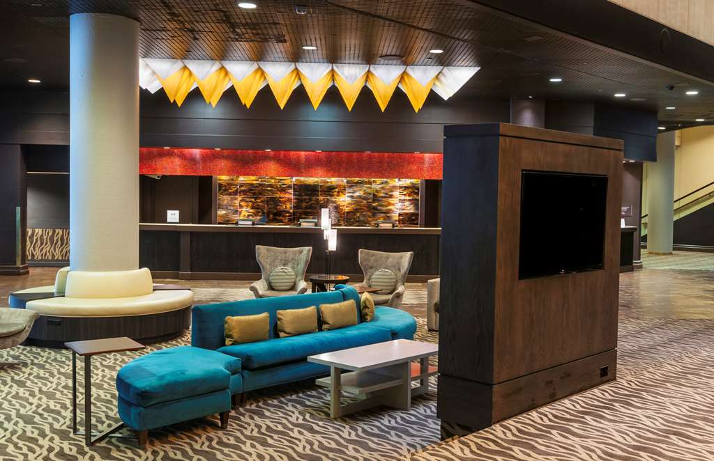 Фото DoubleTree by Hilton Hotel Los Angeles Downtown