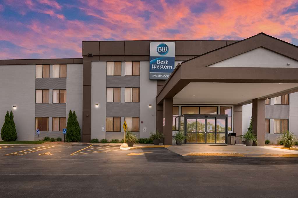 Фото Best Western Waukesha Grand