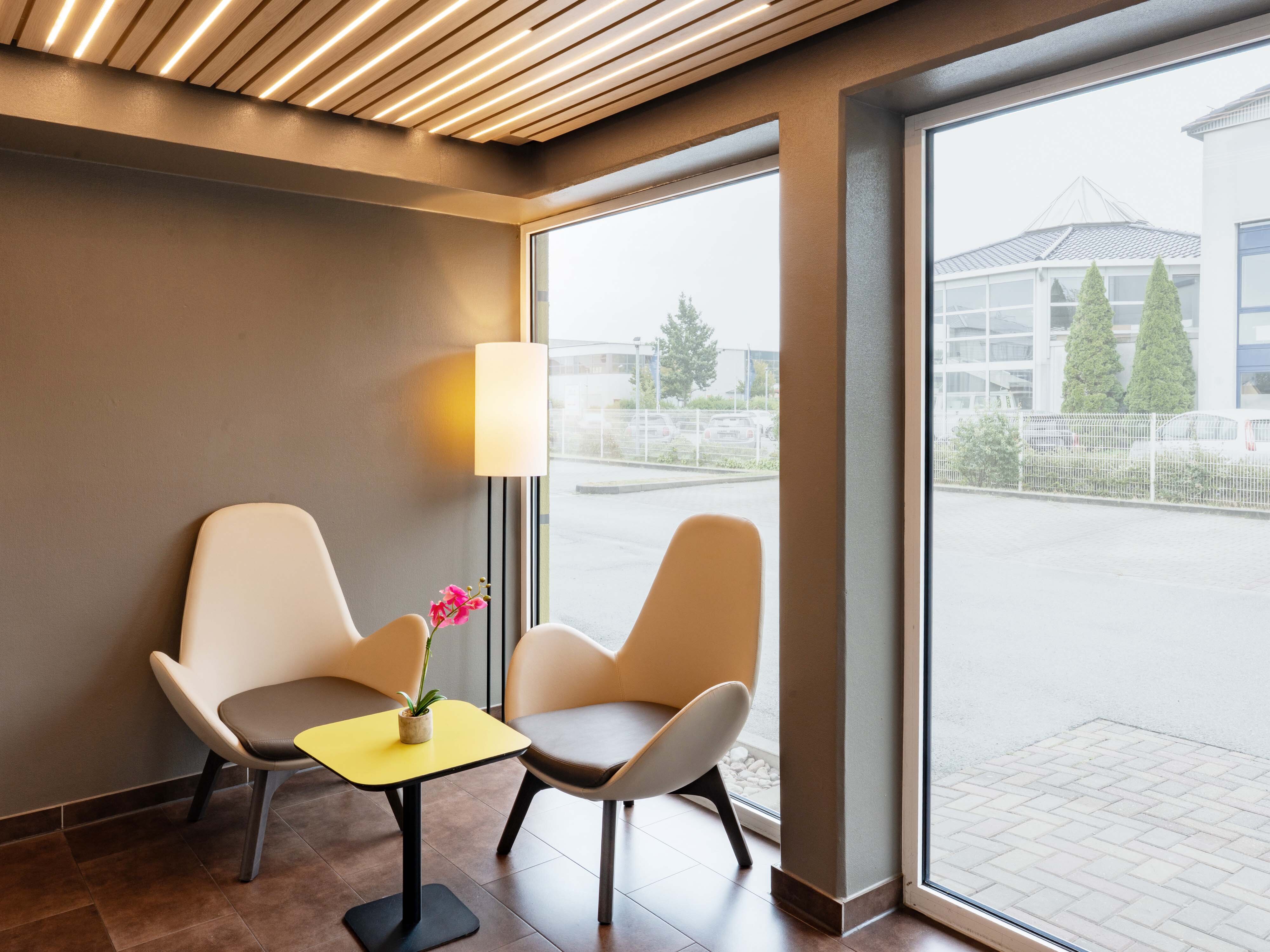 Фото B&b Hotel Hannover-Lahe