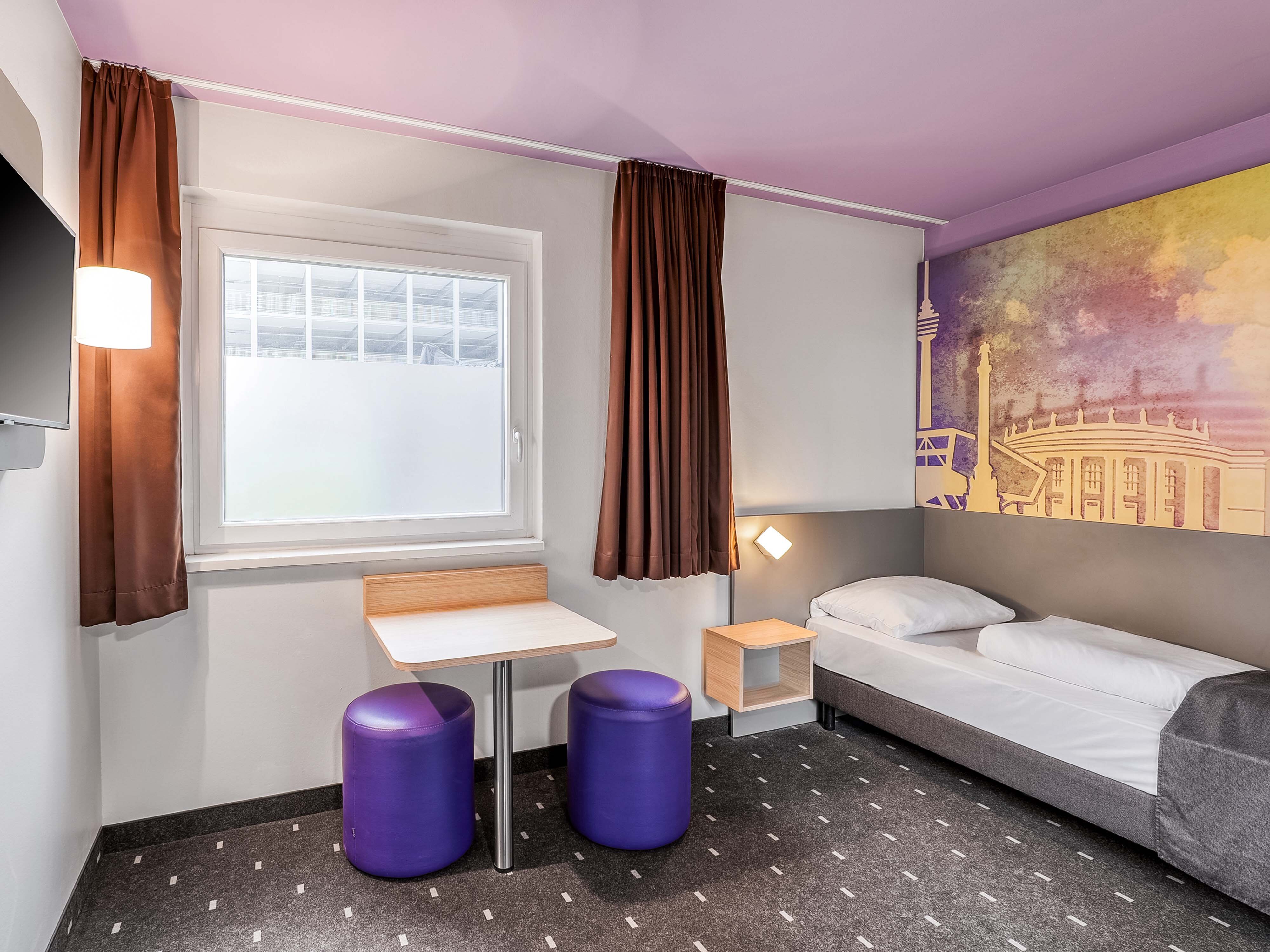 Фото B&b Hotel Stuttgart-Vaihingen