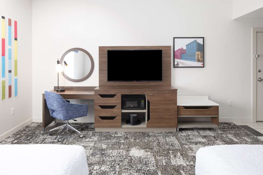 Фото Hampton Inn & Suites Rochester Downtown