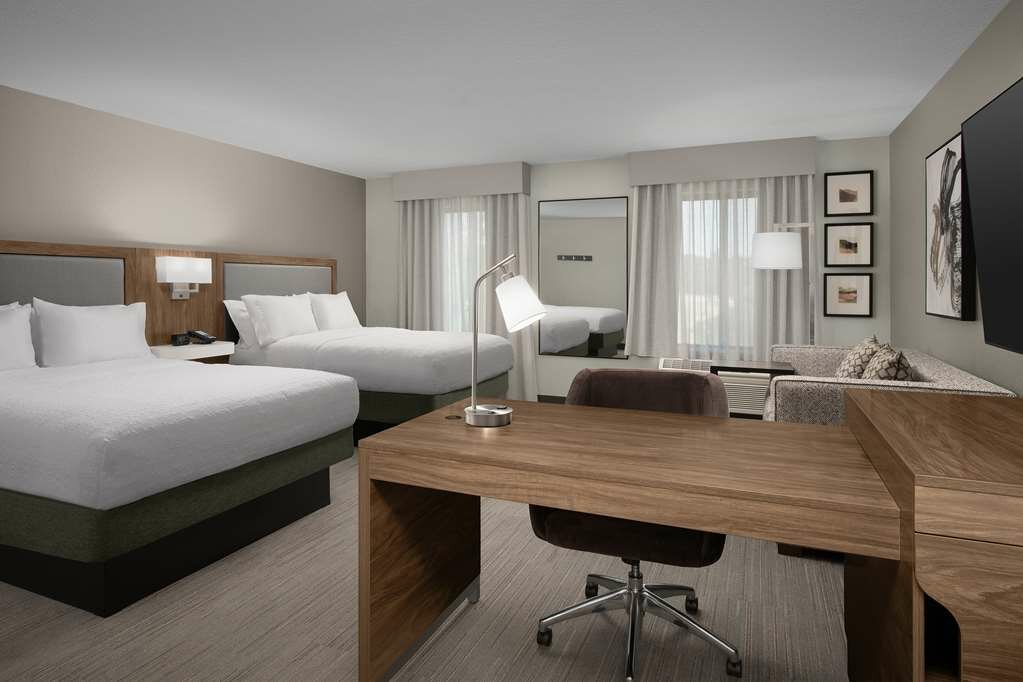 Фото Hampton Inn & Suites Paso Robles