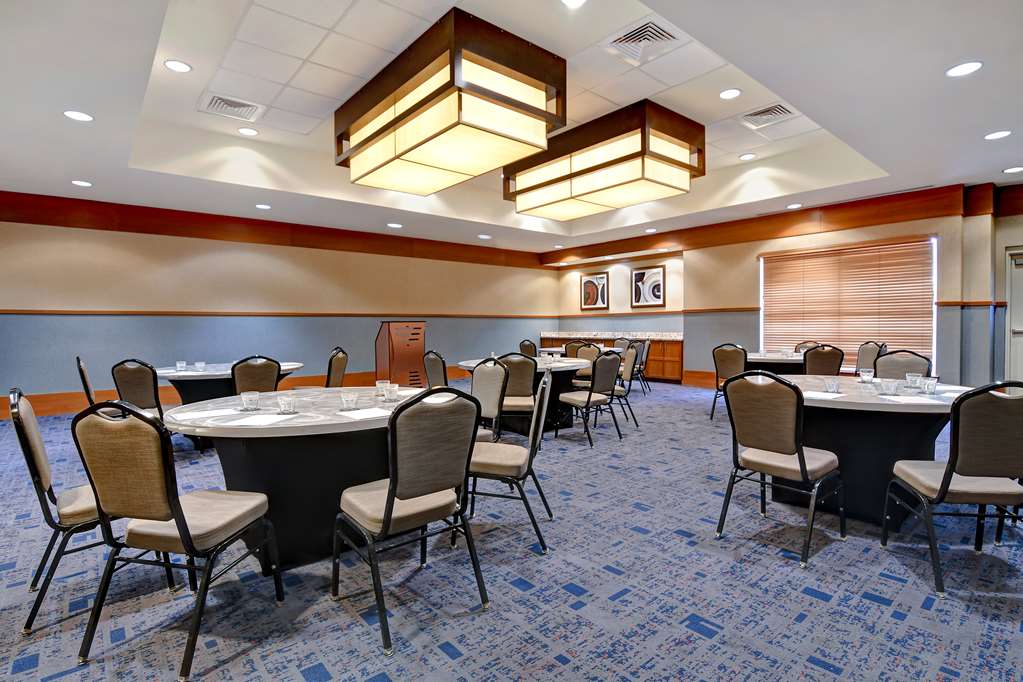 Фото DoubleTree by Hilton Hotel Phoenix Tempe