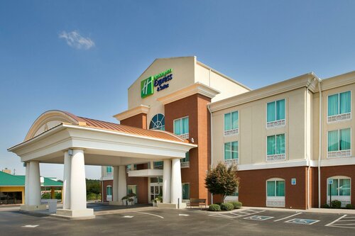 Гостиница Holiday Inn Express & Suites Lenoir City в Ленуар Сити
