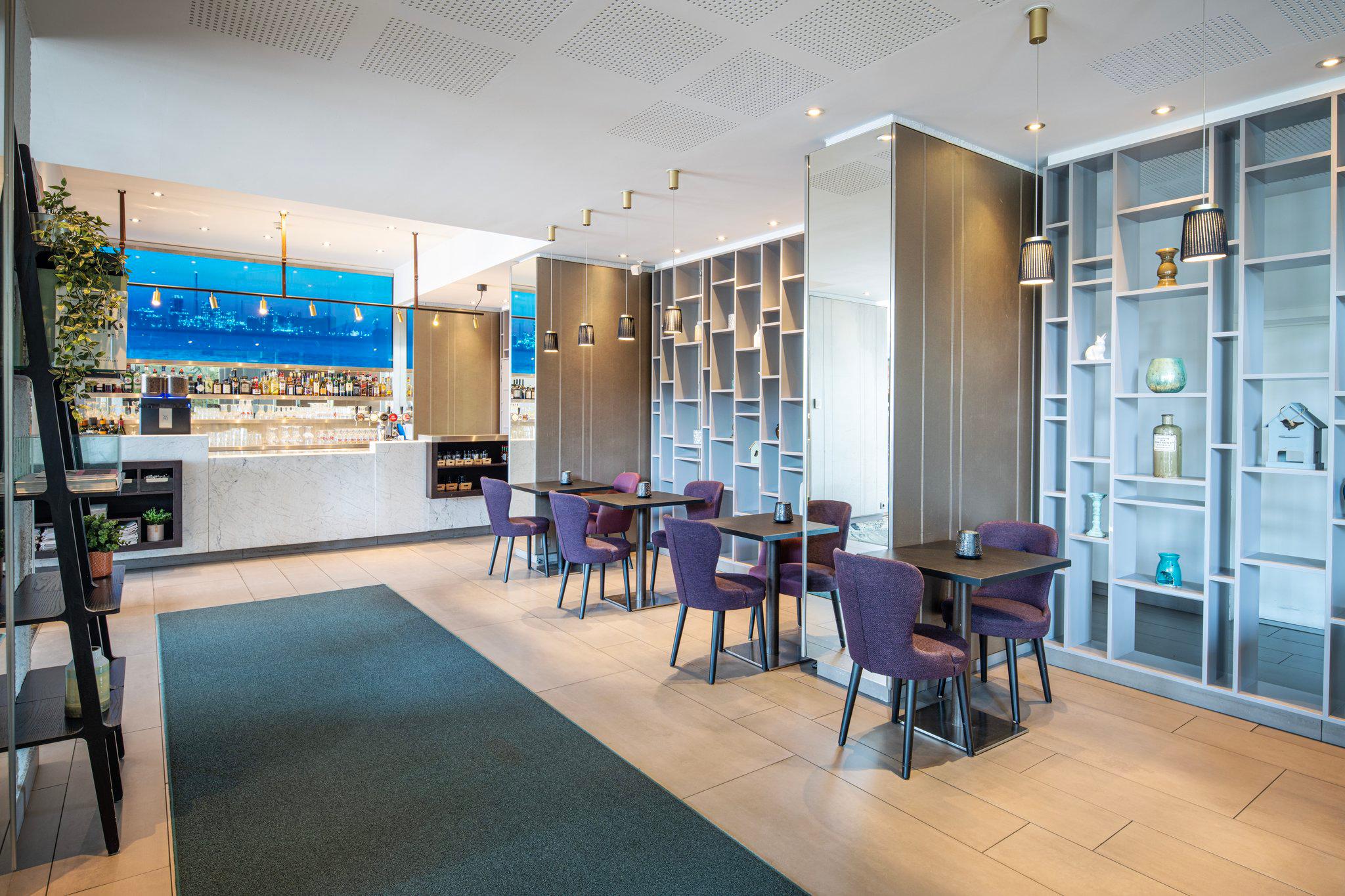 Фото Crowne Plaza Antwerpen by IHG