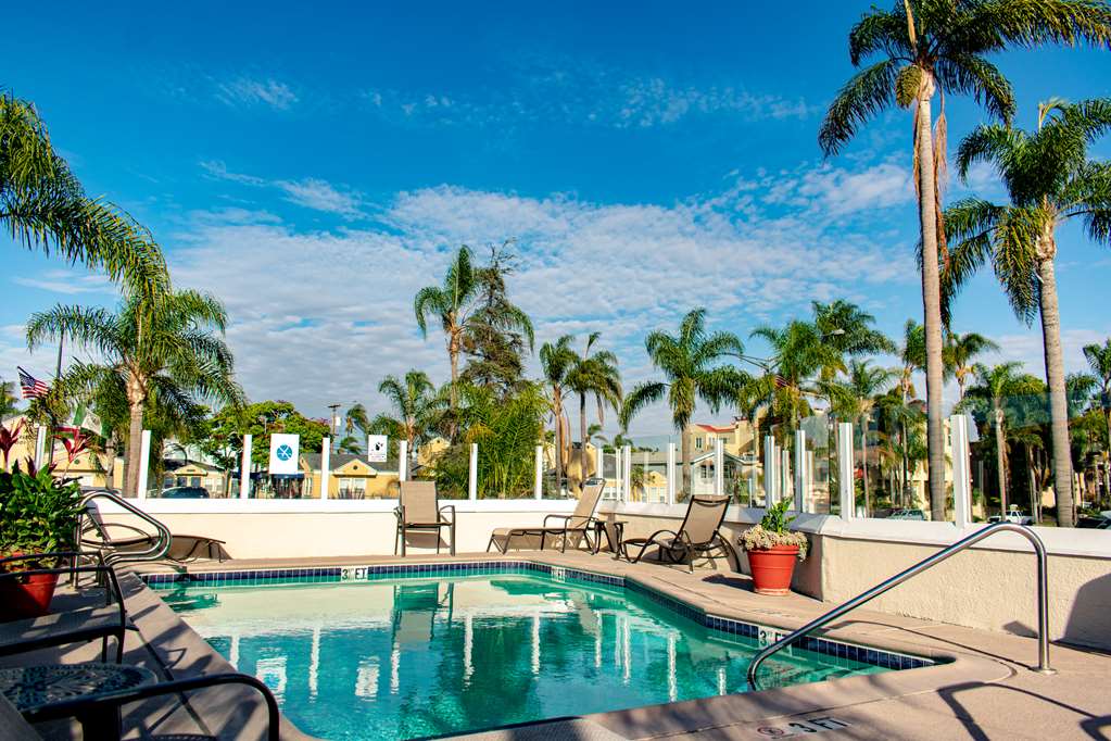 Фото Best Western Plus Suites Hotel Coronado Island