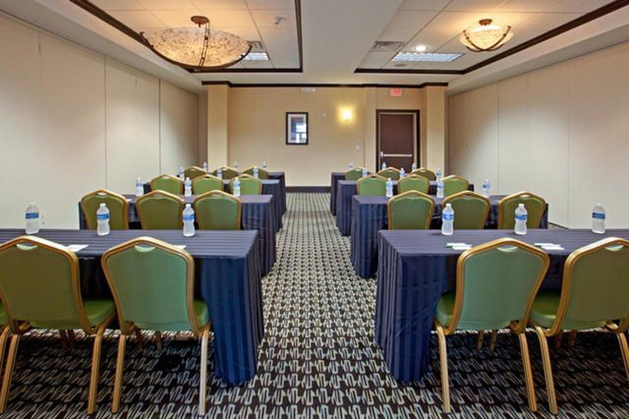 Фото Holiday Inn Hou Energy Corridor Eldridge, an Ihg Hotel