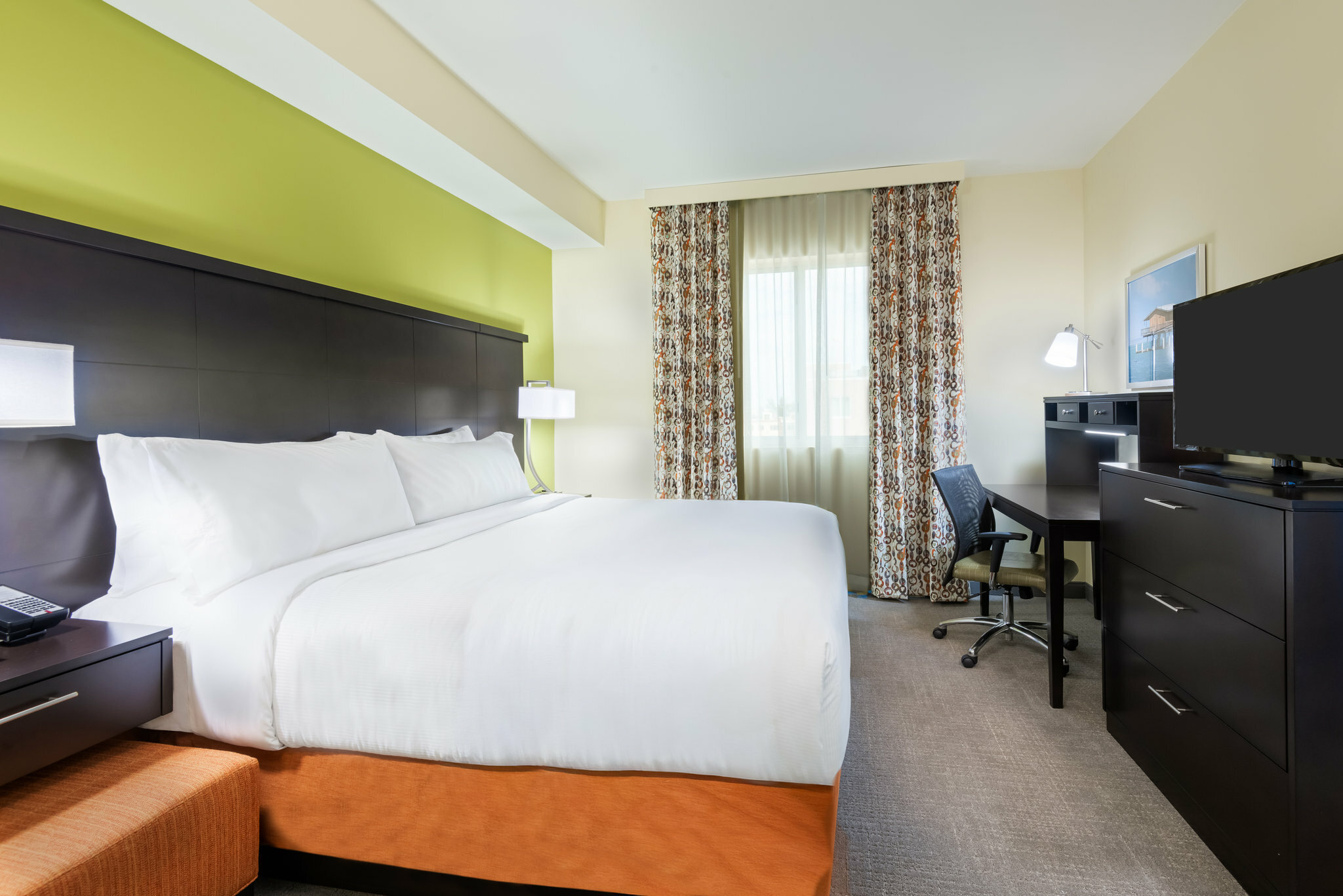 Фото Staybridge Suites Miami International Airport, an Ihg Hotel