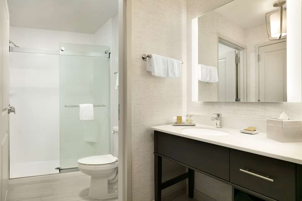 Фото Homewood Suites by Hilton Arlington Rosslyn Key Bridge