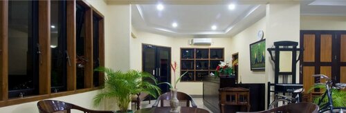 Гостиница Sentana Mulia Hotel в Пемаланге