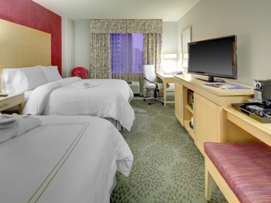 Фото Hampton Inn & Suites Miami/Brickell-Downtown, Fl