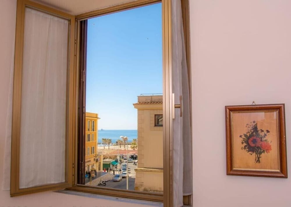 Фото Port View Guest House