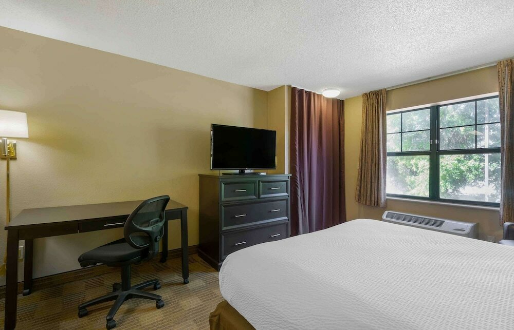Фото Extended Stay America Suites Tampa Airport Spruce Street