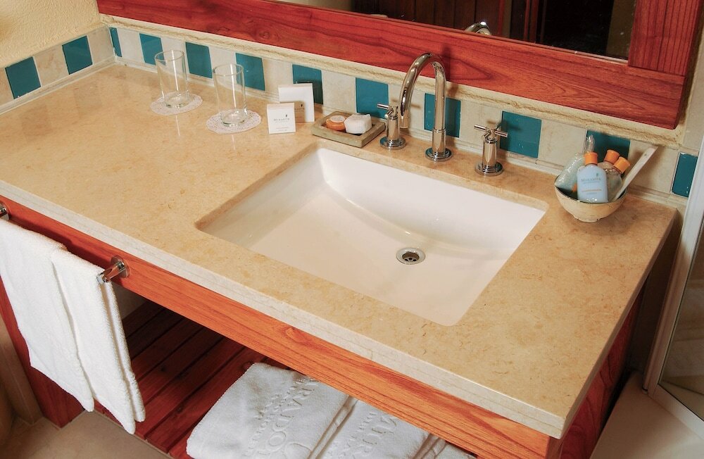 Фото Mirador del Lago Hotel