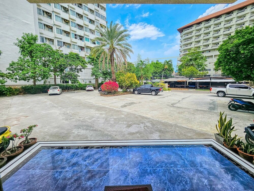 Фото Mermaid Beach Resort