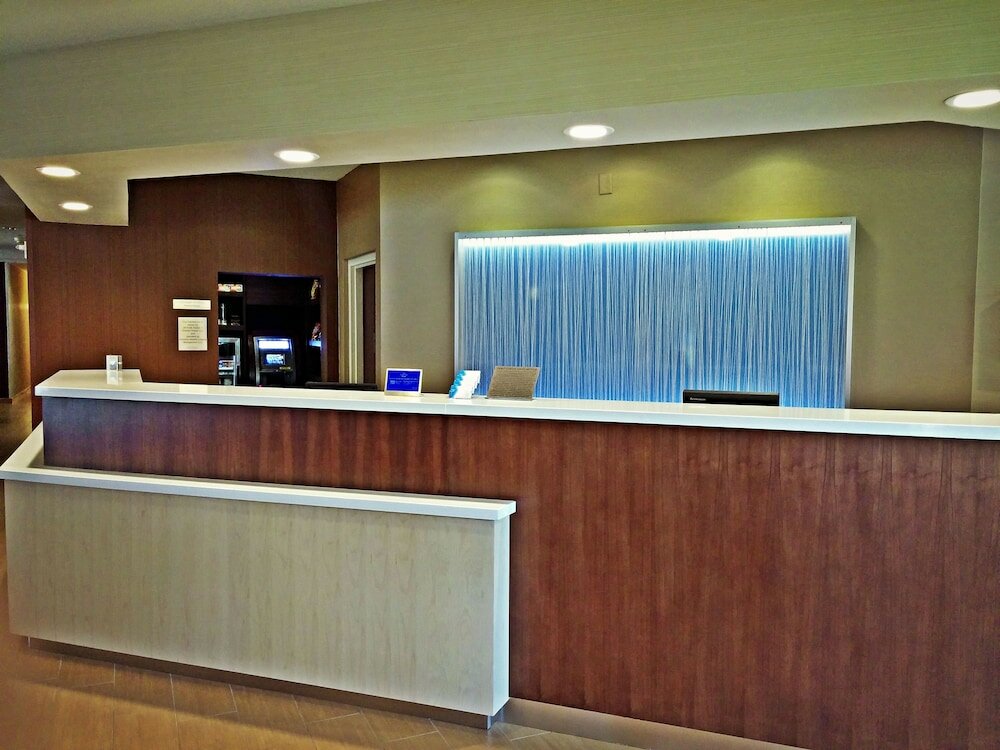 Фото Fairfield Inn by Marriott Orlando Airport