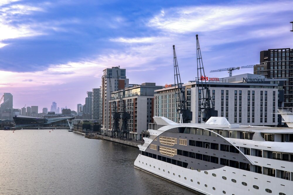 Фото Novotel London ExCeL