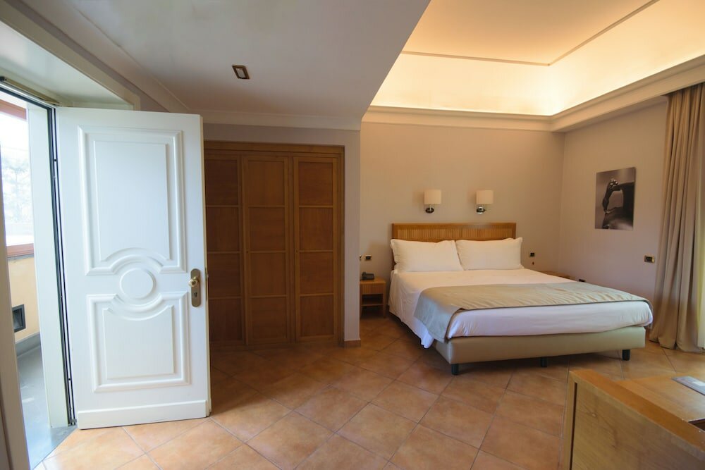 Фото Hotel Forum