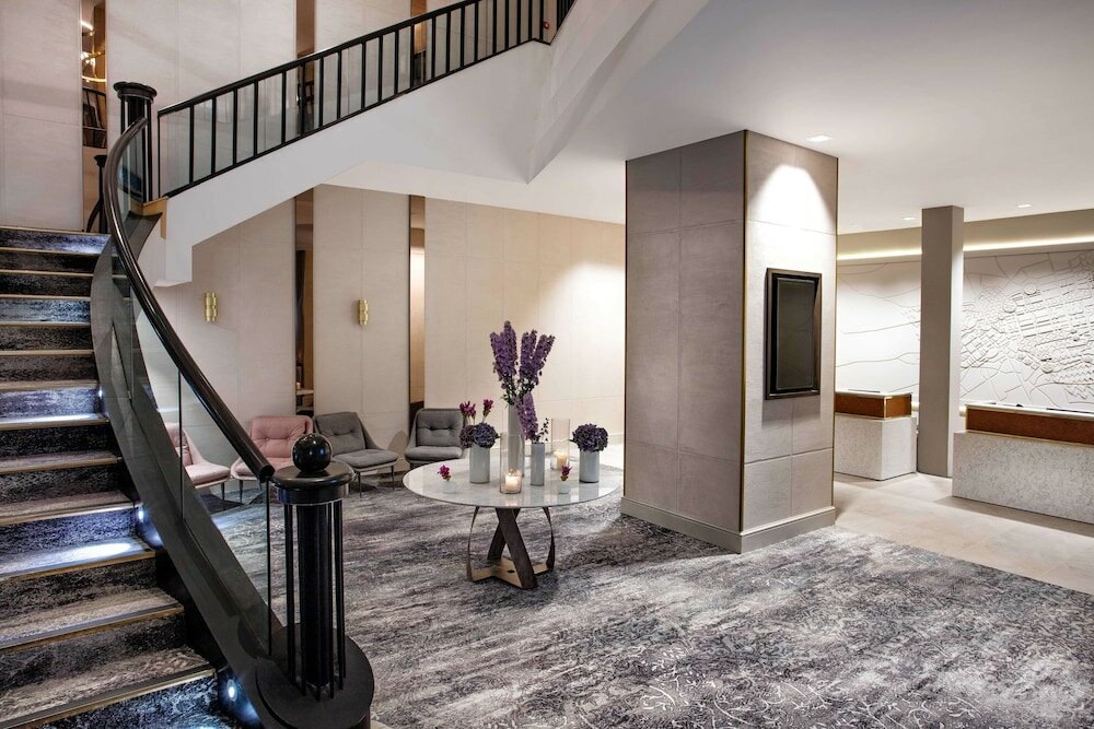 Фото Hilton Edinburgh Carlton