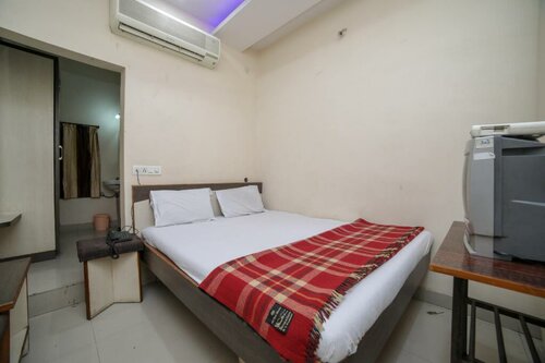 Гостиница Spot On Shraddha Hotel в Махараштре
