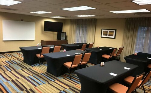 Гостиница Fairfield Inn & Suites by Marriott Lake Oswego в Лейк Освего